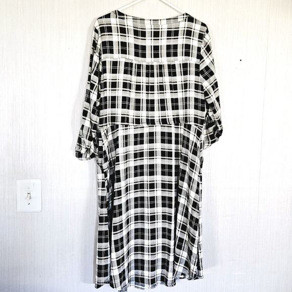 SALE Torrid Shirt Dress Plaid Zip Front Black Ivory Peach-Torrid size 1 1X - NWT - Picture 4 of 11